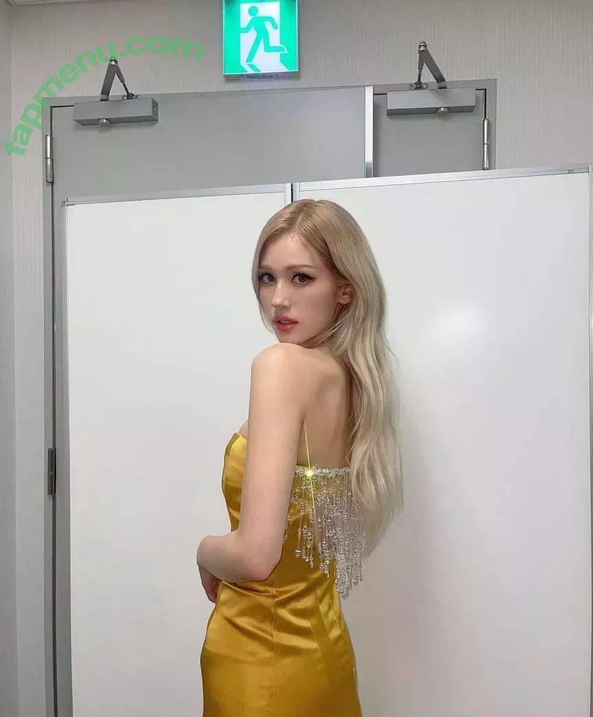 Jeon Somi nude photo #0110 (ENNIK SOMI / somsomi0309)