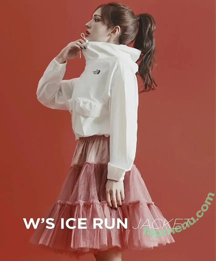 Jeon Somi nude photo #0321 (ENNIK SOMI / somsomi0309)