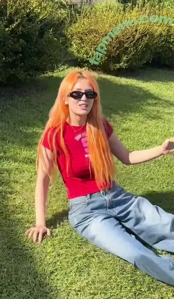 Jeon Somi nude photo #0360 (ENNIK SOMI / somsomi0309)