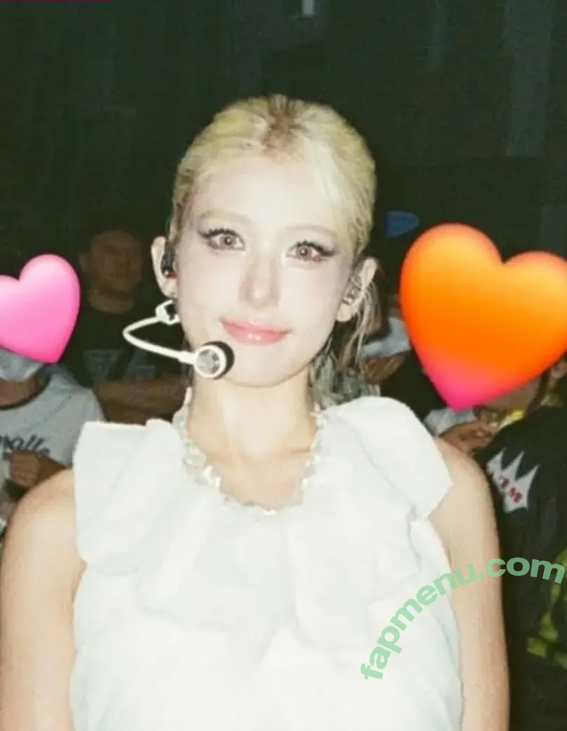 Jeon Somi nude photo #0424 (ENNIK SOMI / somsomi0309)