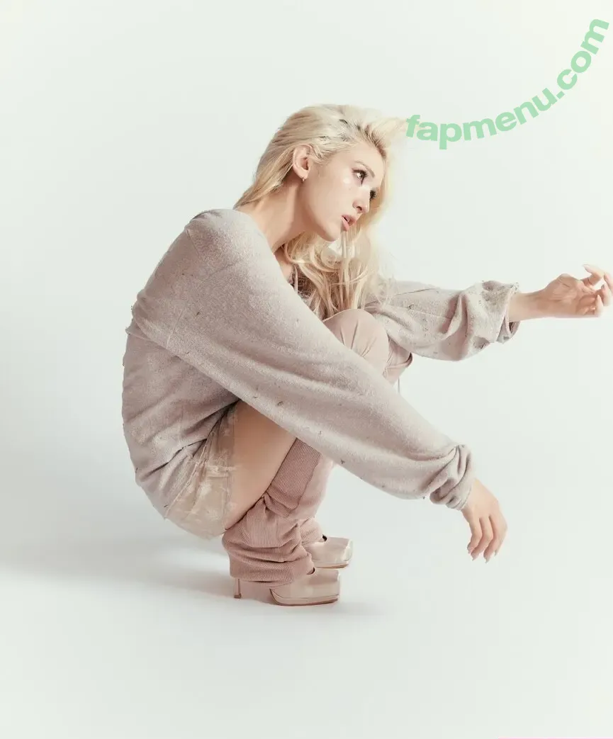 Jeon Somi nude photo #0726 (ENNIK SOMI / somsomi0309)