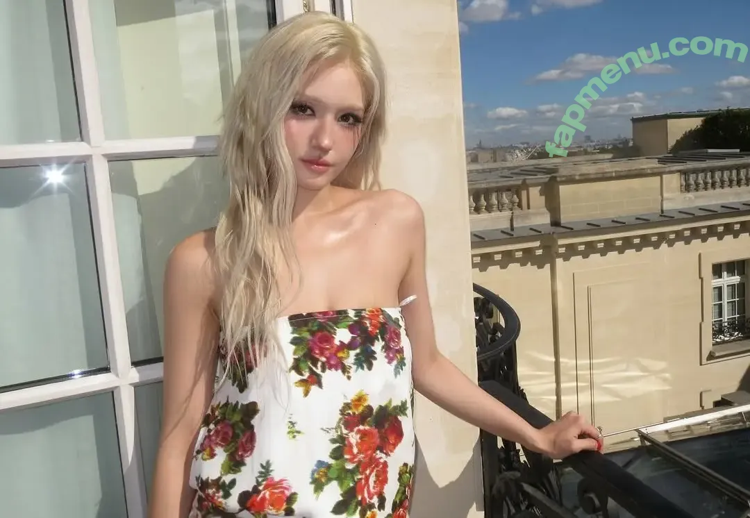 Jeon Somi nude photo #0777 (ENNIK SOMI / somsomi0309)