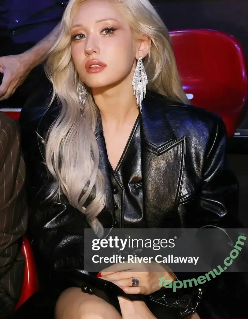 Jeon Somi nude photo #0790 (ENNIK SOMI / somsomi0309)