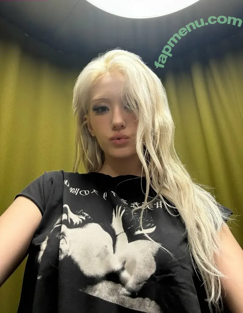 Jeon Somi nude photo #0800 (ENNIK SOMI / somsomi0309)