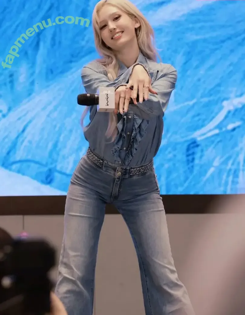 Jeon Somi nude photo #0806 (ENNIK SOMI / somsomi0309)