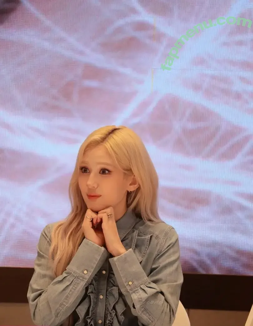 Jeon Somi nude photo #0809 (ENNIK SOMI / somsomi0309)