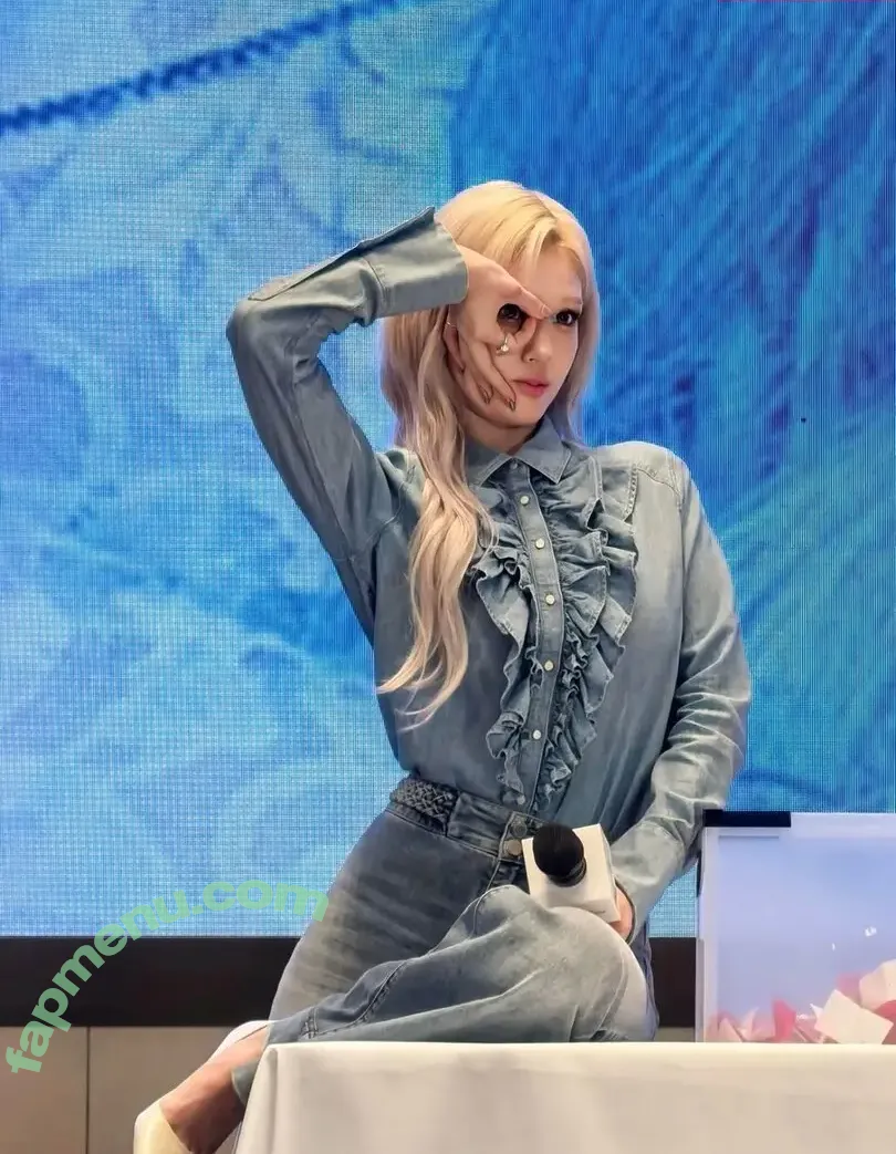 Jeon Somi nude photo #0816 (ENNIK SOMI / somsomi0309)