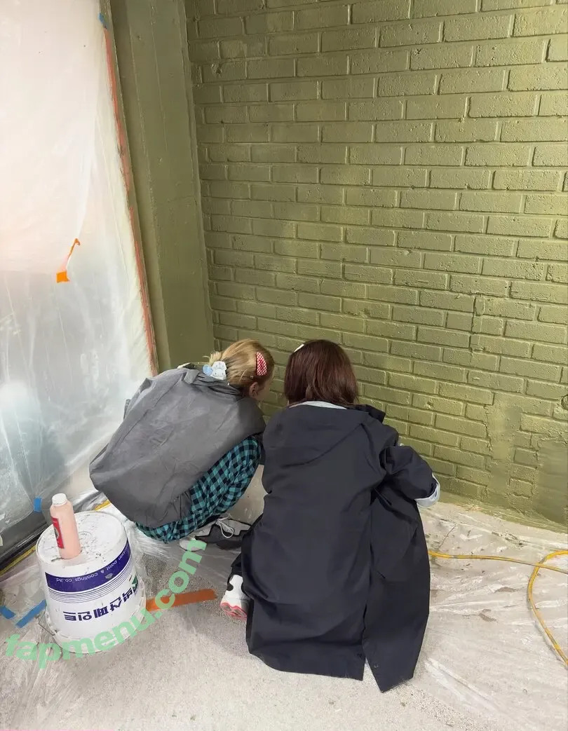 Jeon Somi nude photo #0890 (ENNIK SOMI / somsomi0309)