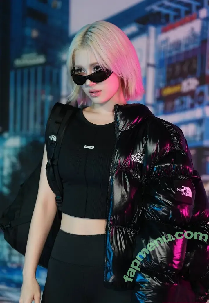 Jeon Somi nude photo #0916 (ENNIK SOMI / somsomi0309)