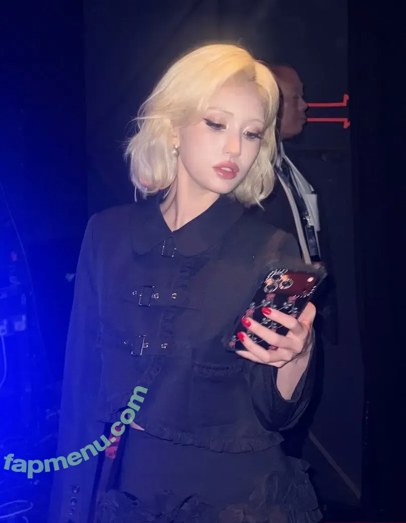 Jeon Somi nude photo #0970 (ENNIK SOMI / somsomi0309)