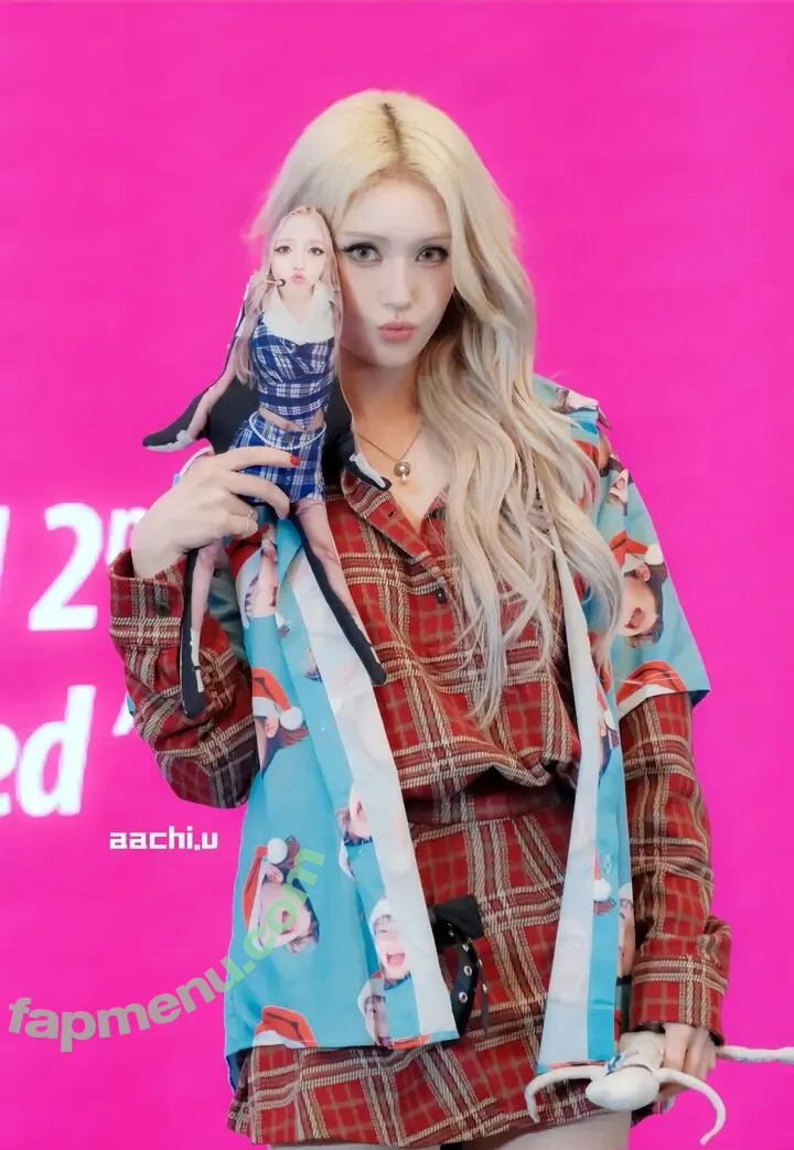 Jeon Somi nude photo #0984 (ENNIK SOMI / somsomi0309)