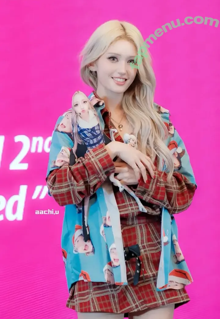 Jeon Somi nude photo #0985 (ENNIK SOMI / somsomi0309)