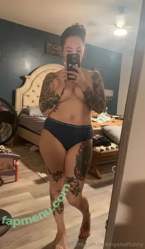  nude photo #0004