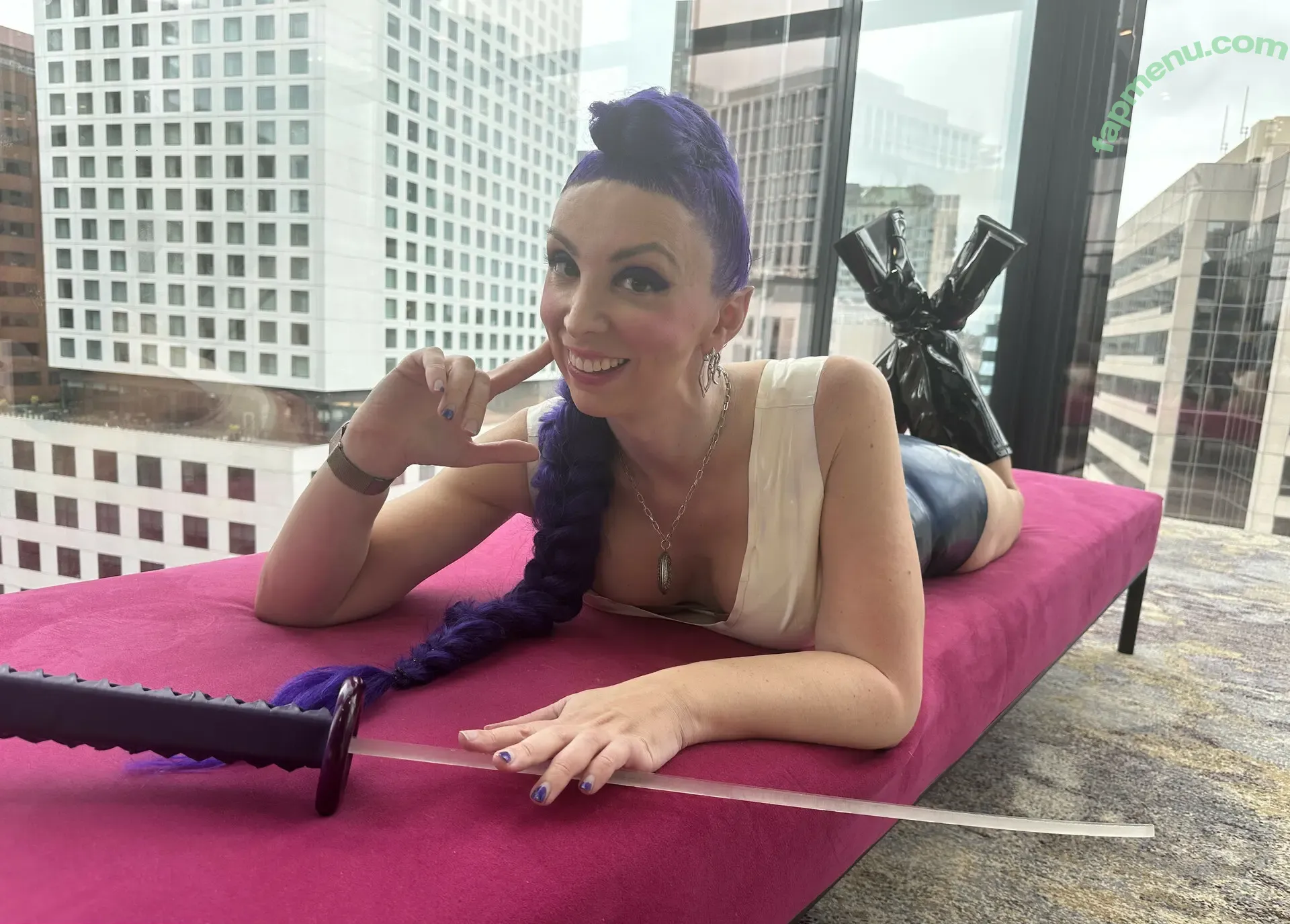 Jerikandra nude photo #0368 (JerikandraLatex)