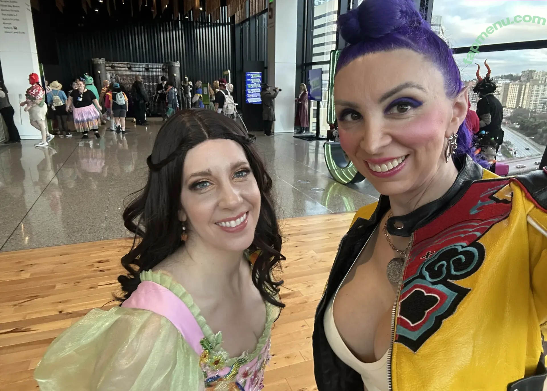 Jerikandra nude photo #0389 (JerikandraLatex)