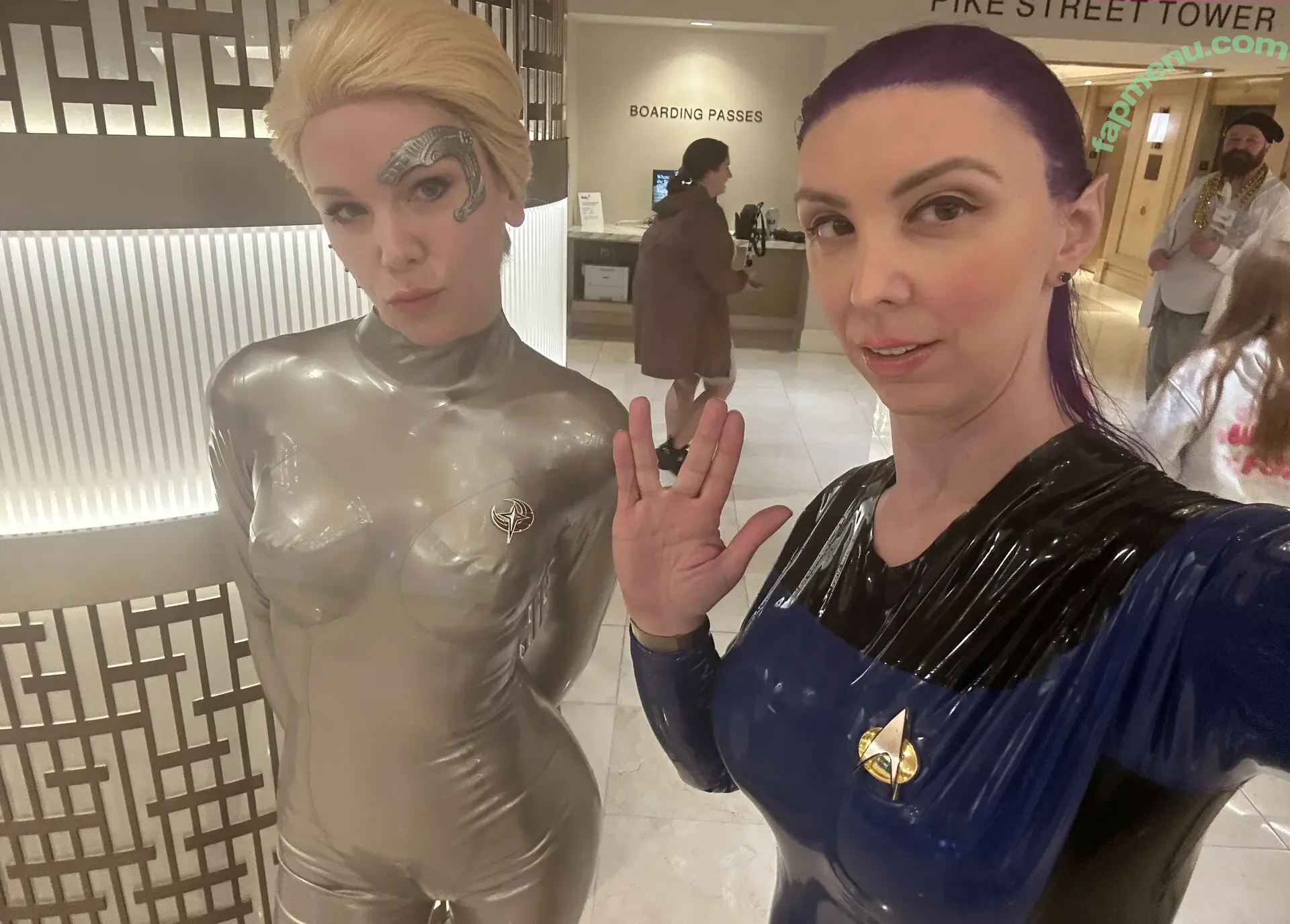 Jerikandra nude photo #0391 (JerikandraLatex)