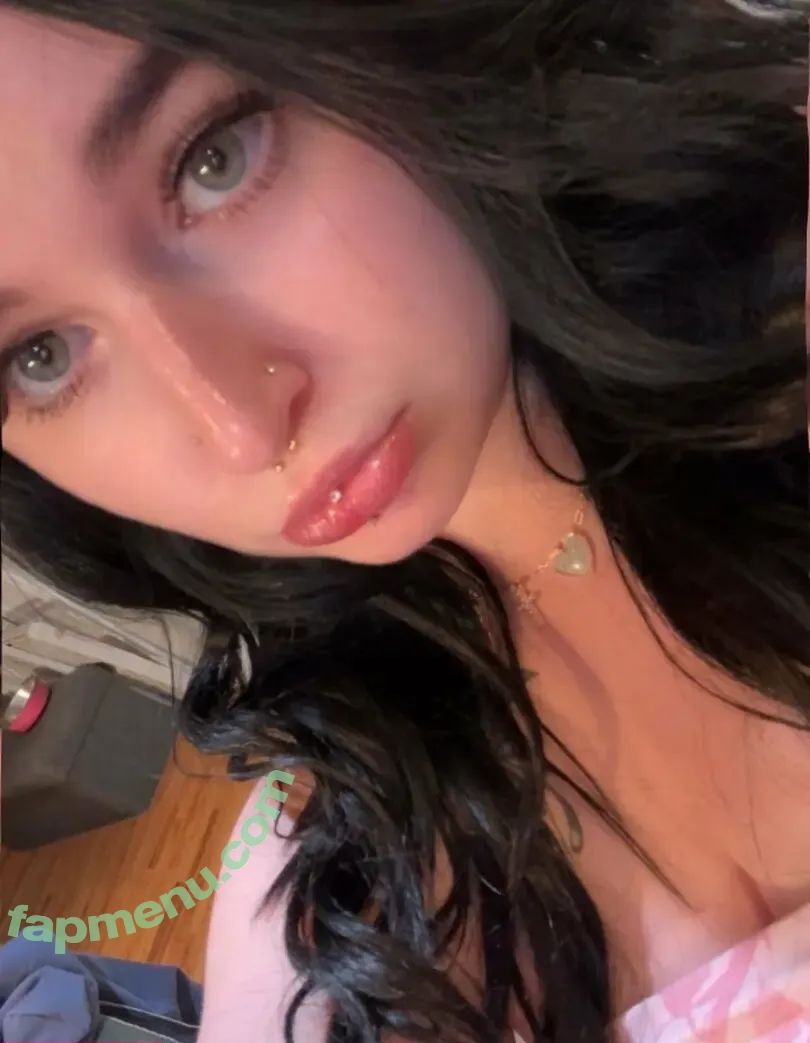 jerseywhor3 nude photo #0093 (c.ait / jersey_wahoos)