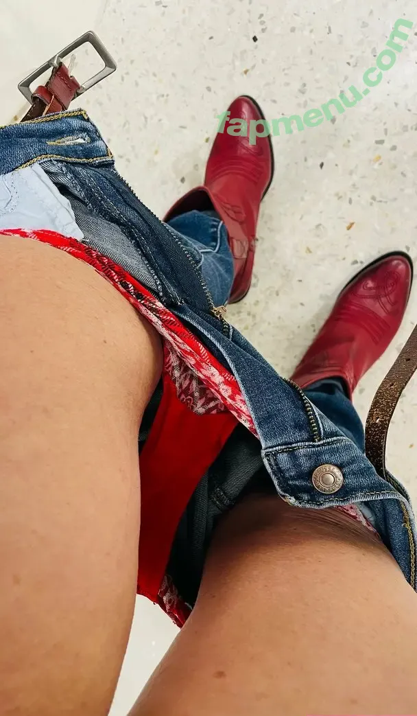 jescisfeet nude photo #0012 (jescesfeet)