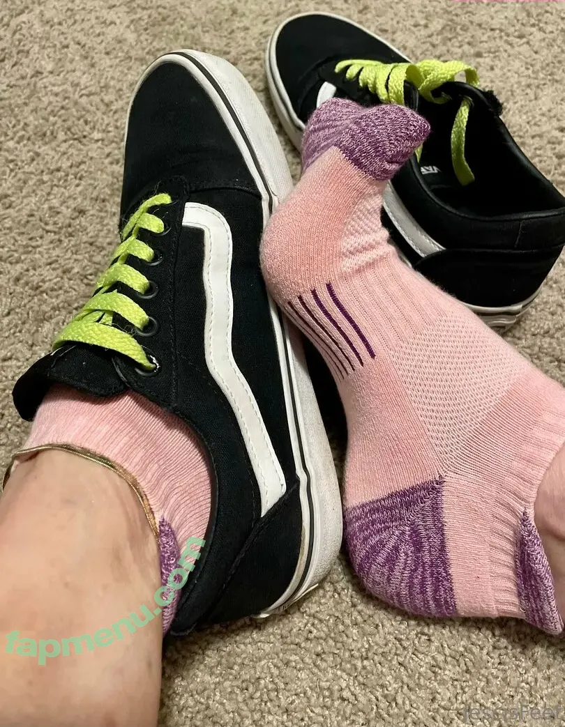 jescisfeet nude photo #0016 (jescesfeet)