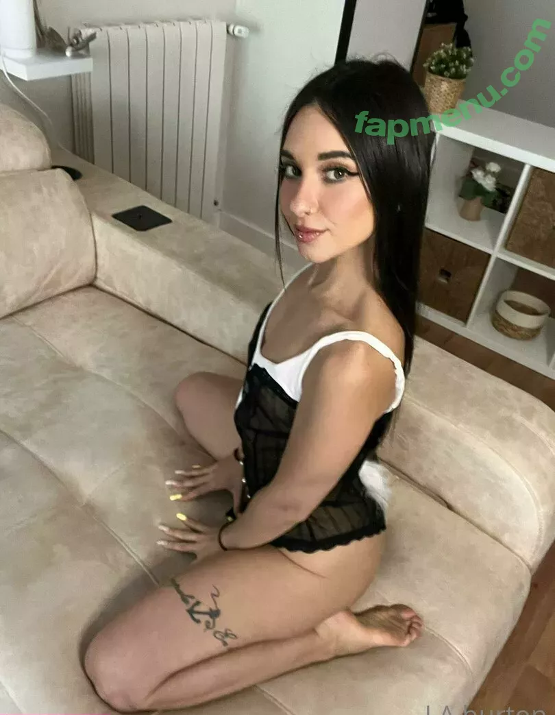 jesica.burton nude photo #0109 (jesicajes.b)