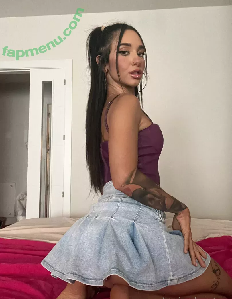 jesica.burton nude photo #0321 (jesicajes.b)