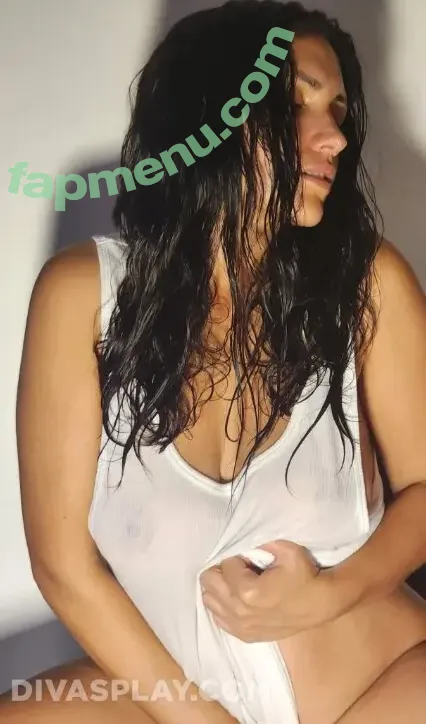 Jesica Gomez Osito nude photo #0001 (jesicaosito)