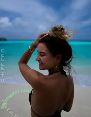 Jesina Amweg / jesina4583 / jess.amweg nude photo #0077