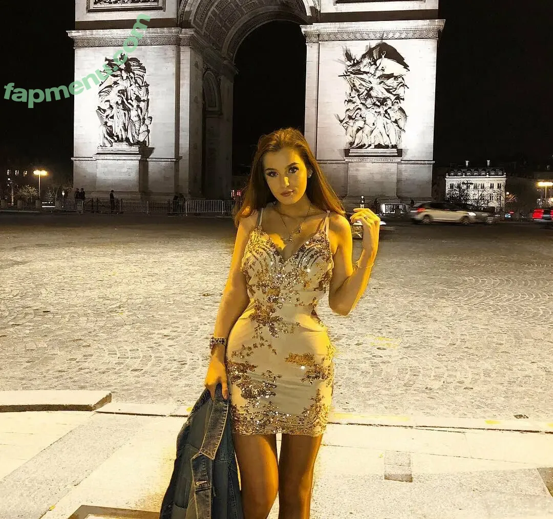 Jess Bell nude photo #0082 (JessBelll1 / jessbellll)