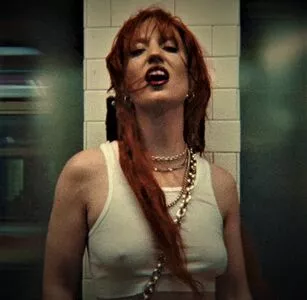 Jess Glynne / jessglynne nude photo #0025
