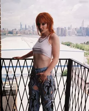 Jess Glynne / jessglynne nude photo #0055