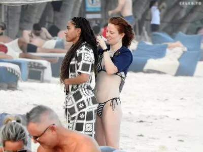 Jess Glynne / jessglynne nude photo #0108