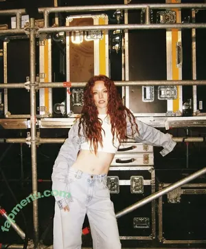 Jess Glynne / jessglynne nude photo #0160