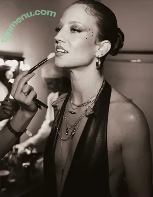 Jess Glynne / jessglynne nude photo #0191