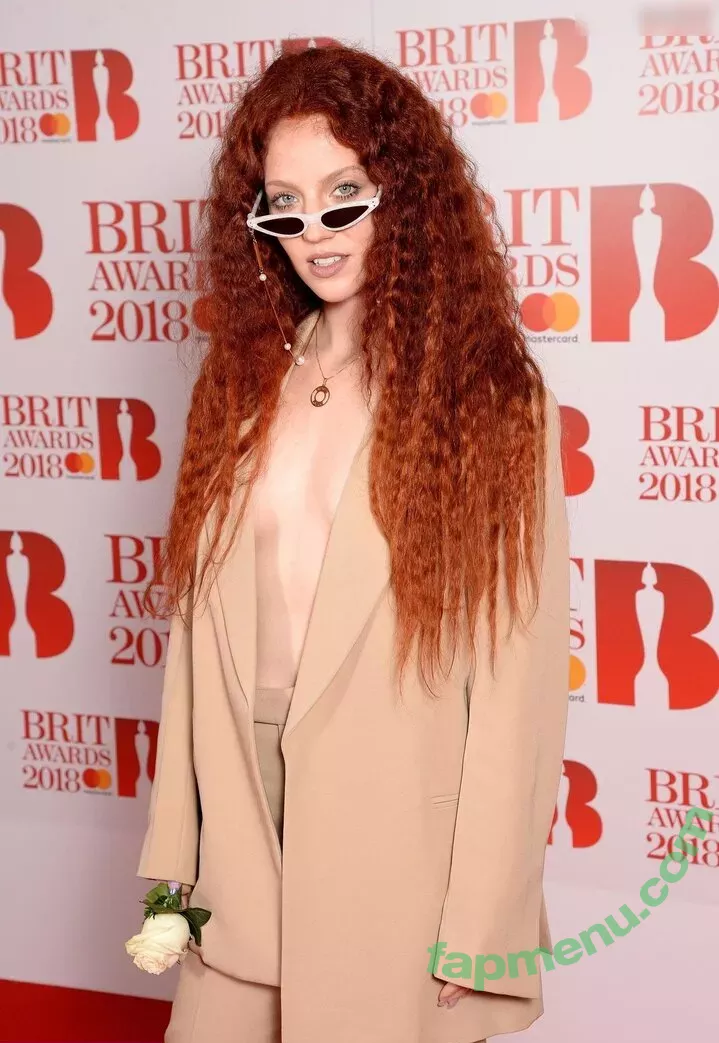 Jess Glynne nude photo #0084 (jessglynne)