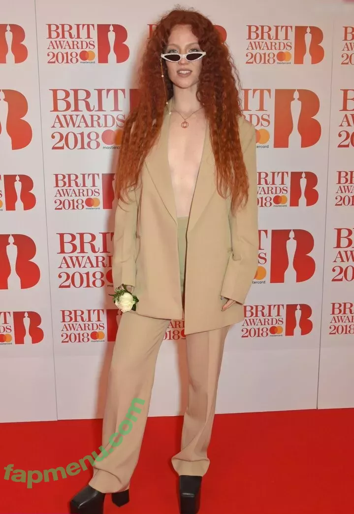 Jess Glynne nude photo #0085 (jessglynne)