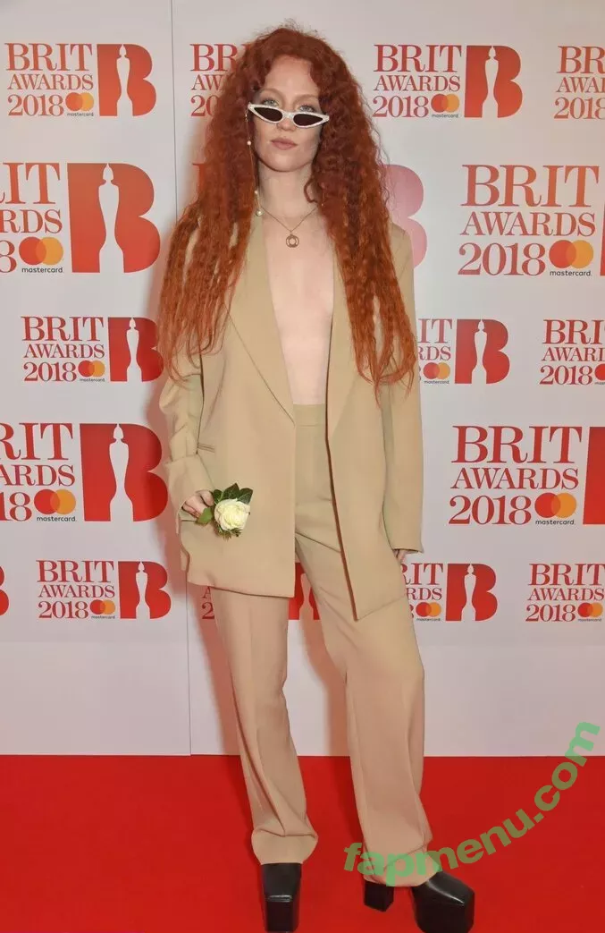 Jess Glynne nude photo #0086 (jessglynne)