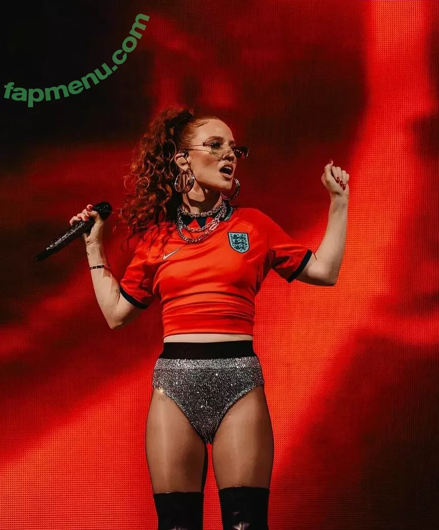 Jess Glynne nude photo #0097 (jessglynne)