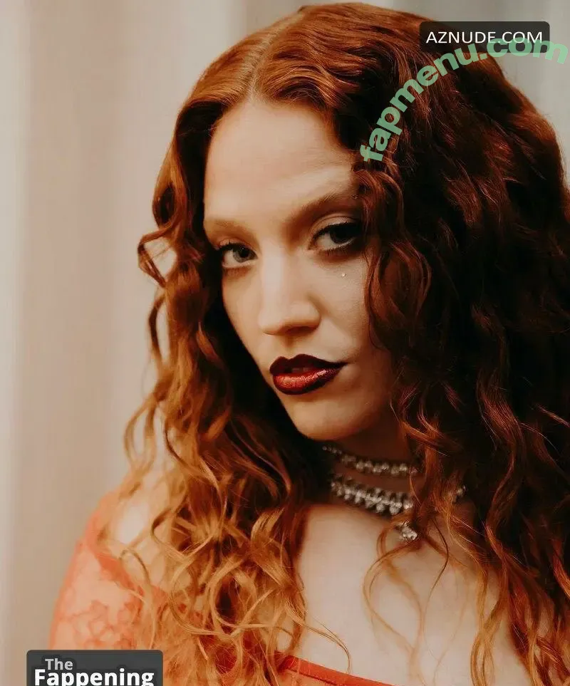 Jess Glynne nude photo #0184 (jessglynne)
