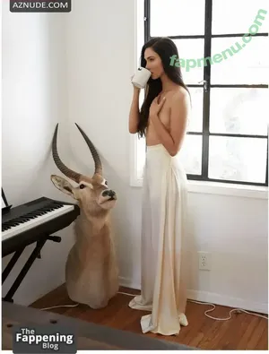  nude photo #0005