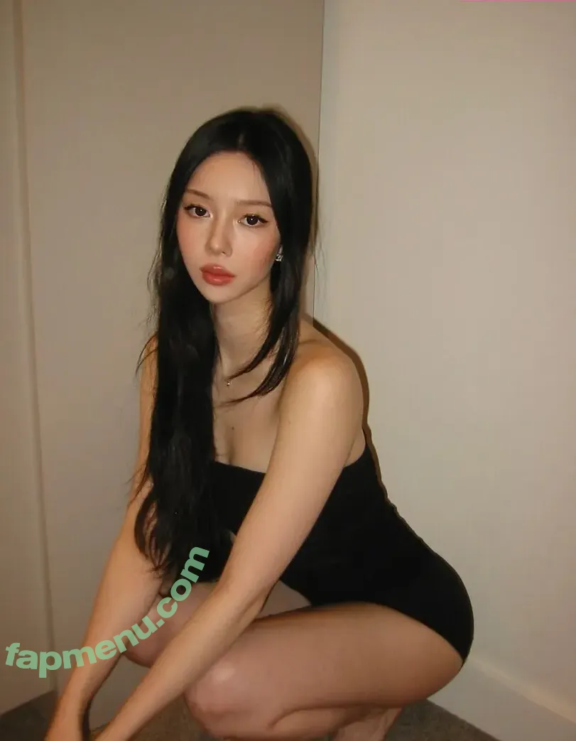 Jess.guan nude photo #0001 (Jess.guan)