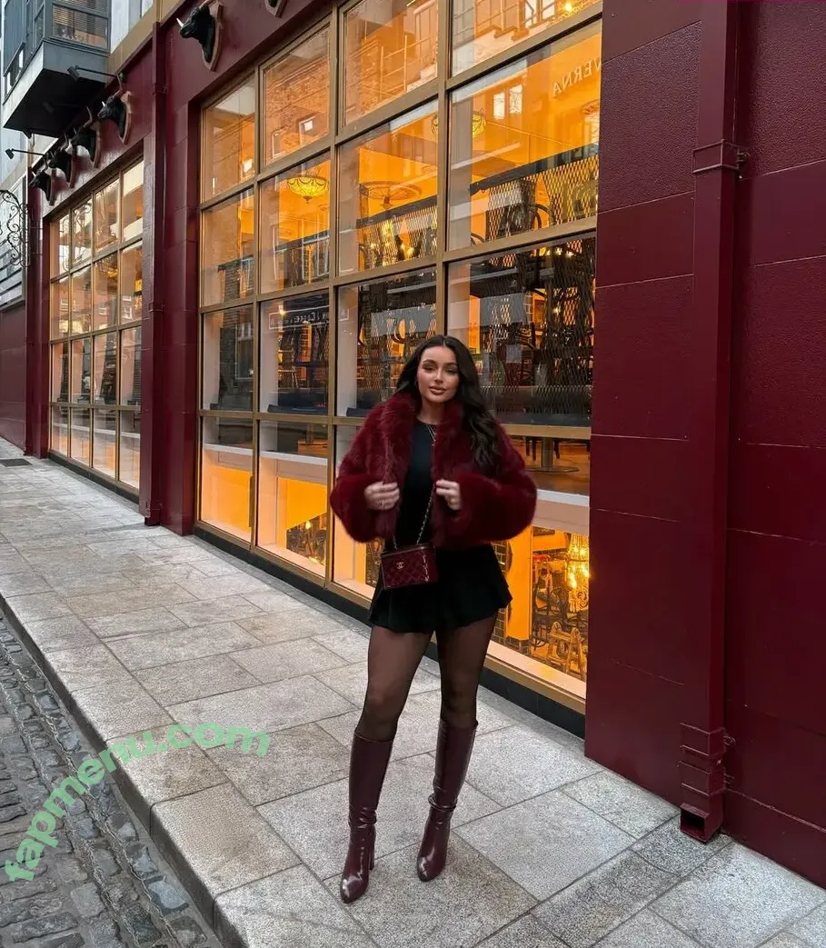 Jess McCormack nude photo #0093 (jessidoll01 / jessiemccormack_)