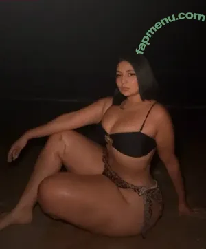 nude photo #0001