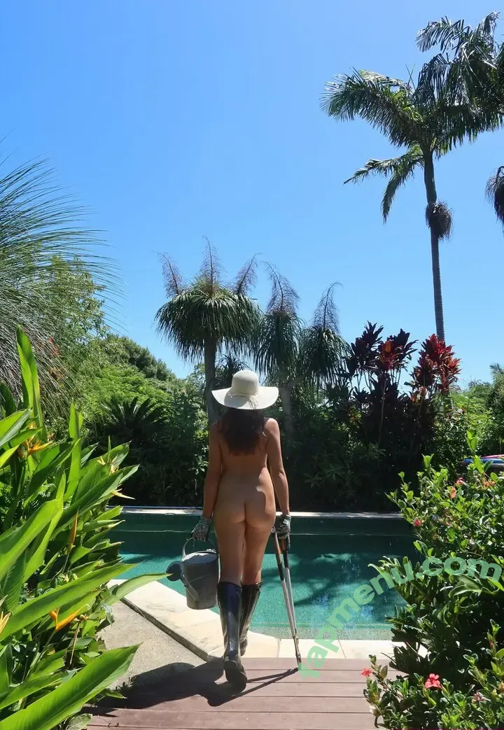 Jessa The Nude Blogger nude photo #0011 (thenudeblogger)