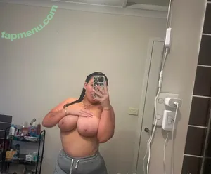 JessEileeen / jessieeeileennn nude photo #0010