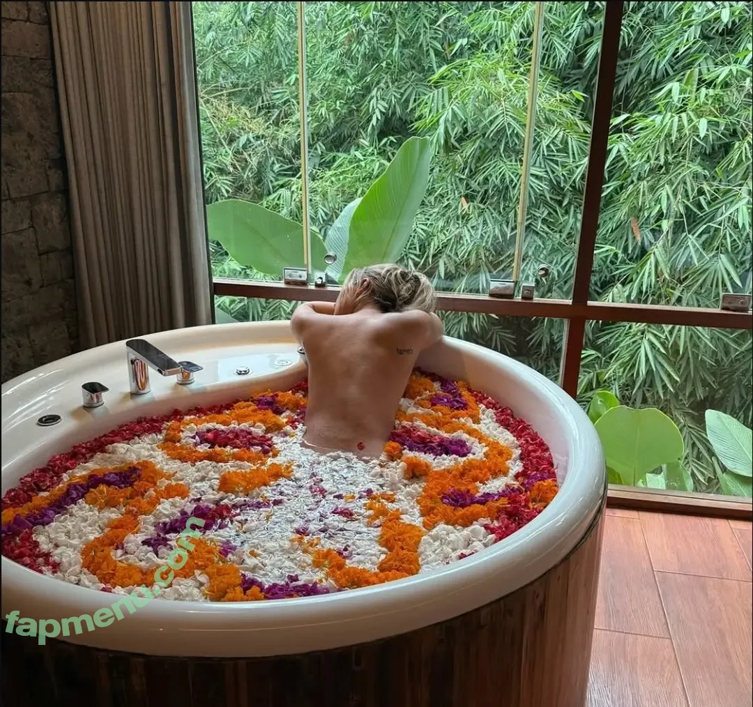 Jessi Wright nude photo #0016 (justjessicajessicax)