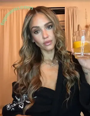 Jessica Alba / jessicaalba nude photo #0237