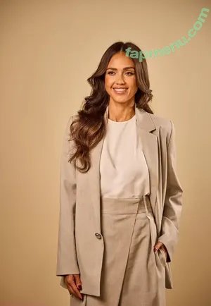 Jessica Alba / jessicaalba nude photo #0442