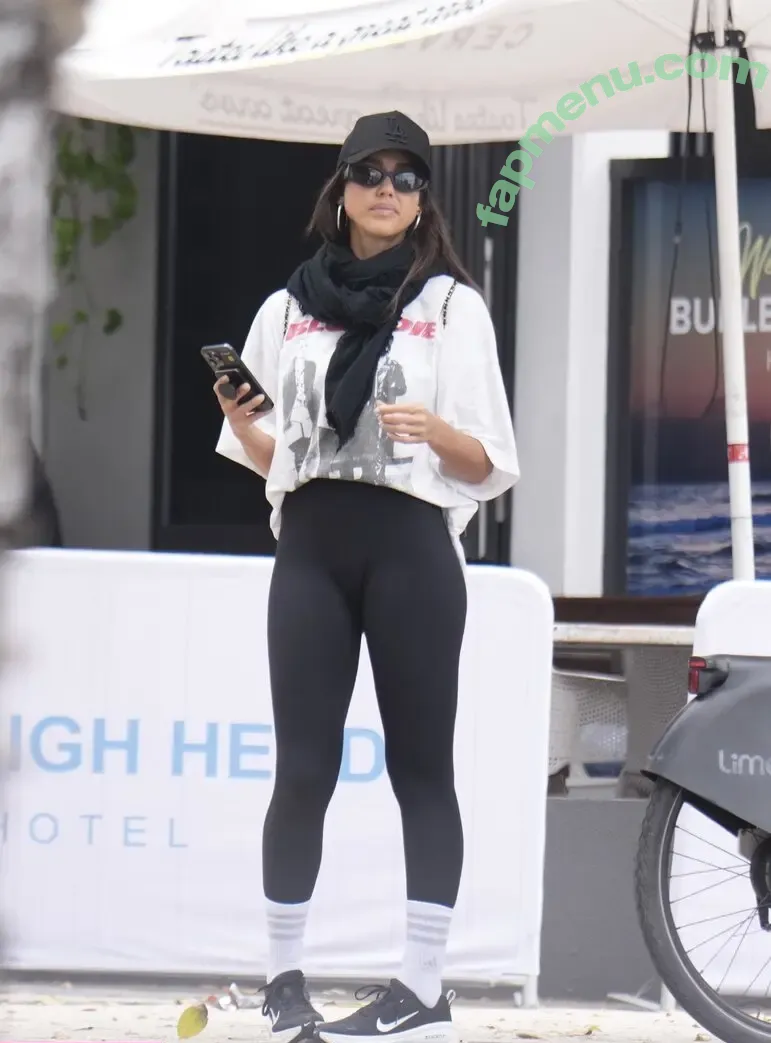 Jessica Alba nude photo #0267 (jessicaalba)