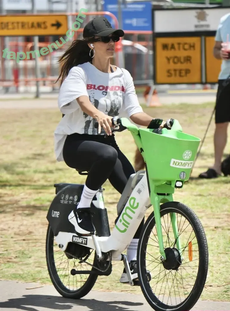 Jessica Alba nude photo #0272 (jessicaalba)