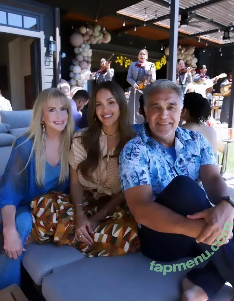 Jessica Alba nude photo #0432 (jessicaalba)